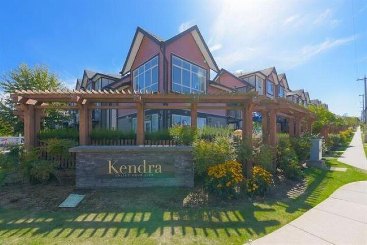 Property Photo:  6378 142 Street 33  BC V3X 1B8 