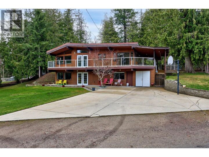Property Photo: 906 Dilworth Road BC V0E 2W1