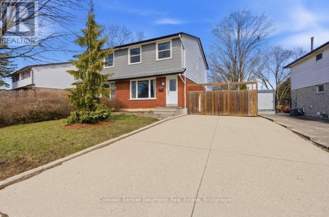 Photo de la propriété:  28 Chartwell Crescent  ON N1G 2T7 