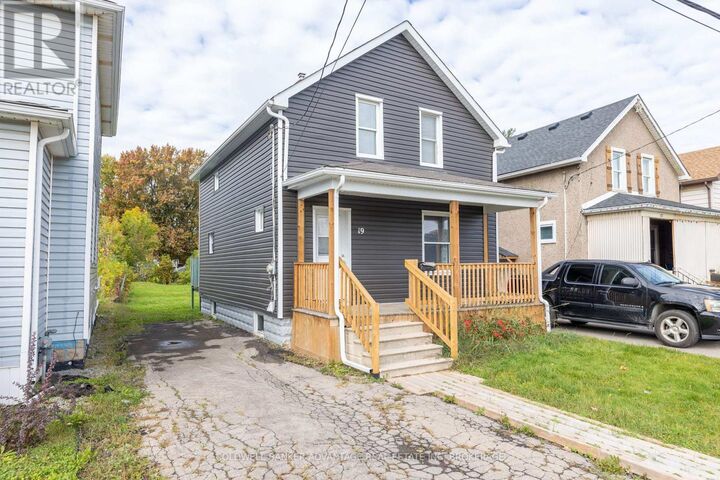 Photo de la propriété:  19 Duncan Street  ON L3B 2C5 