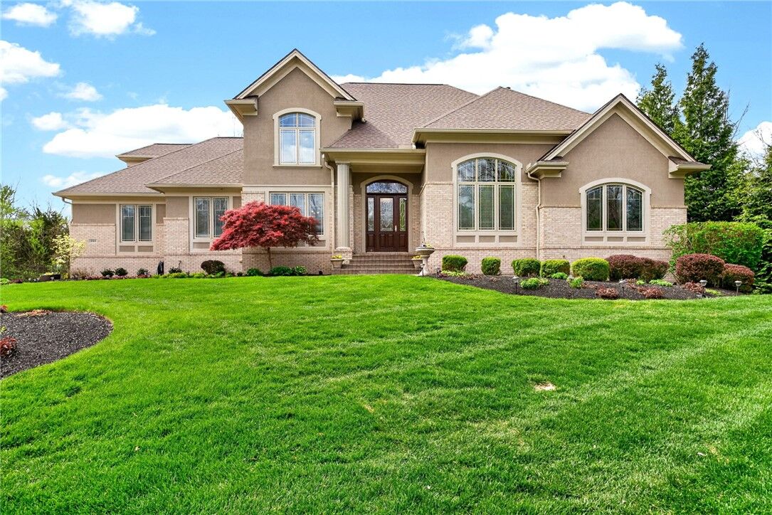 Property Photo:  998 Olde Sterling Way  OH 45459 