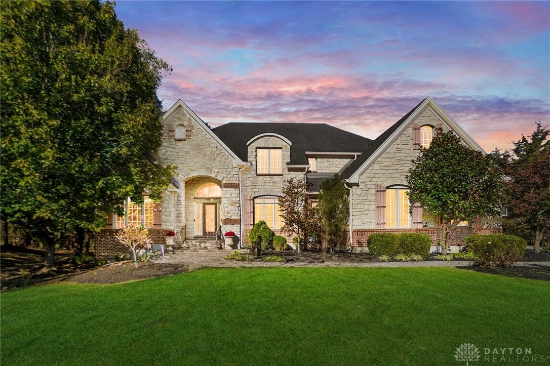 Property Photo:  7491 Country Brook Court  OH 45066 