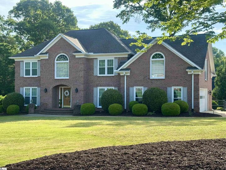 Property Photo:  110 W Killarney Lake  SC 29369 