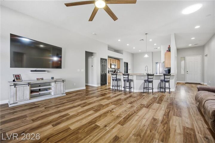 Property Photo: 4212 Helens Pouroff Avenue NV 89085