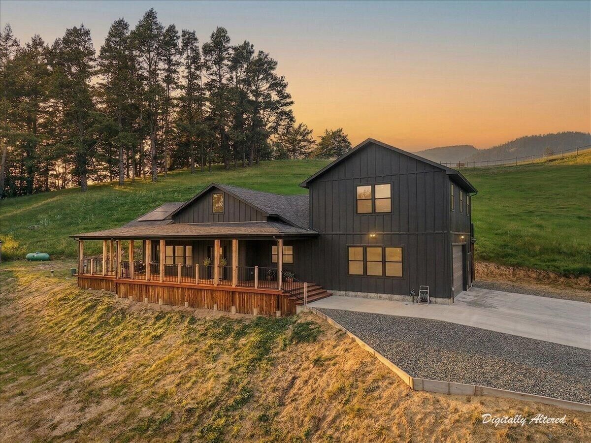 Property Photo:  3092 Willis Lane  CA 95547 