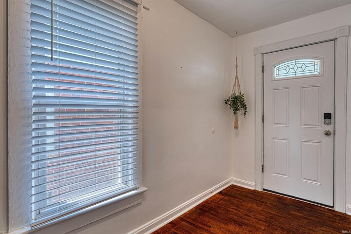 Property Photo: 203 Van Dusen Avenue IN 47711