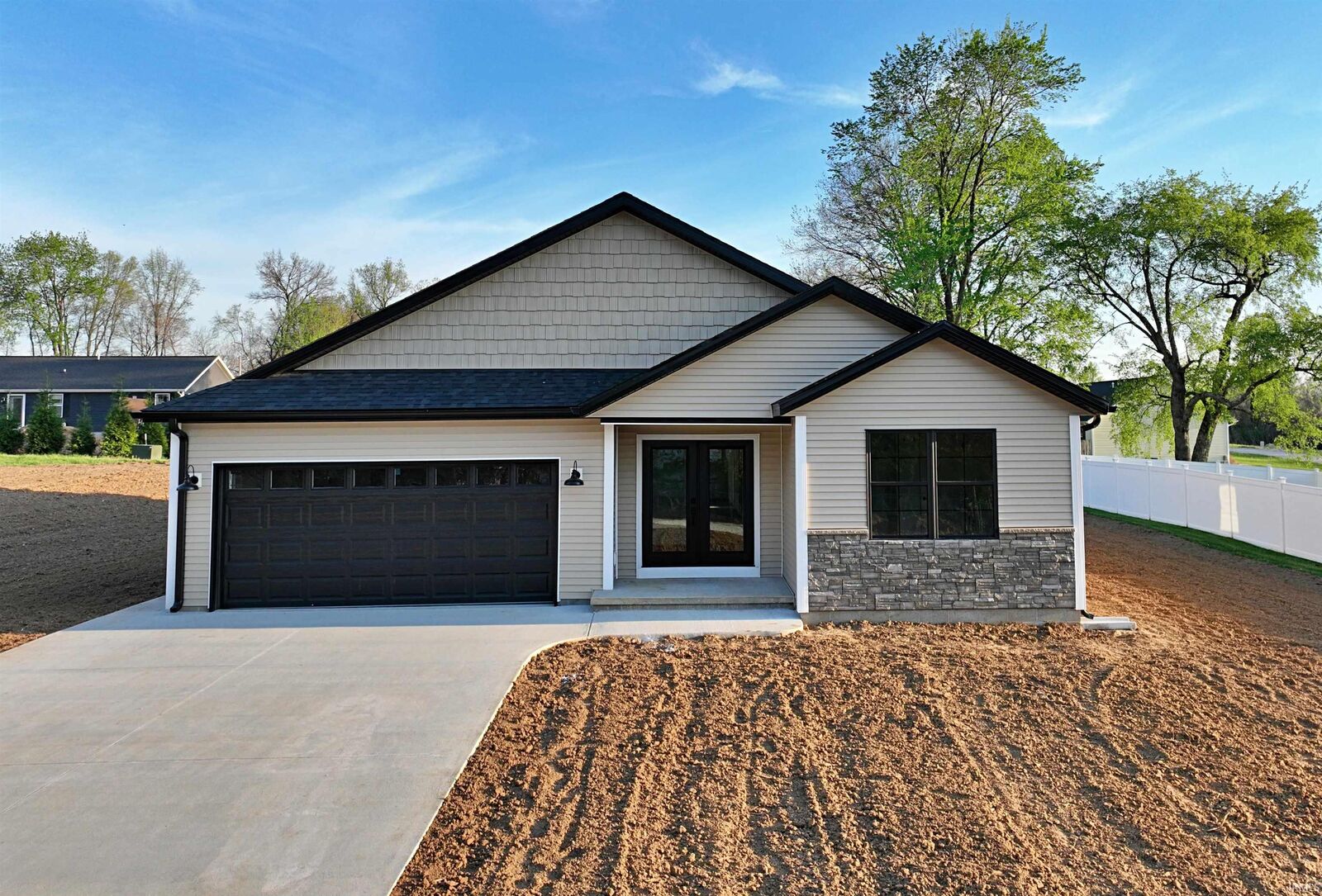 Property Photo:  1199 Avondale Avenue  IN 47501 