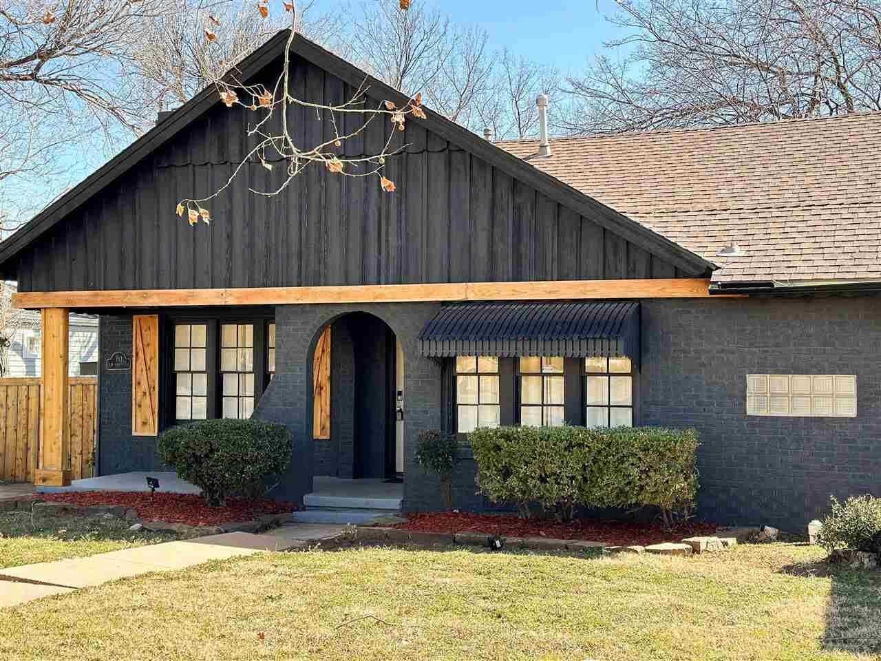 Property Photo: 711 NW 13th St OK 73507