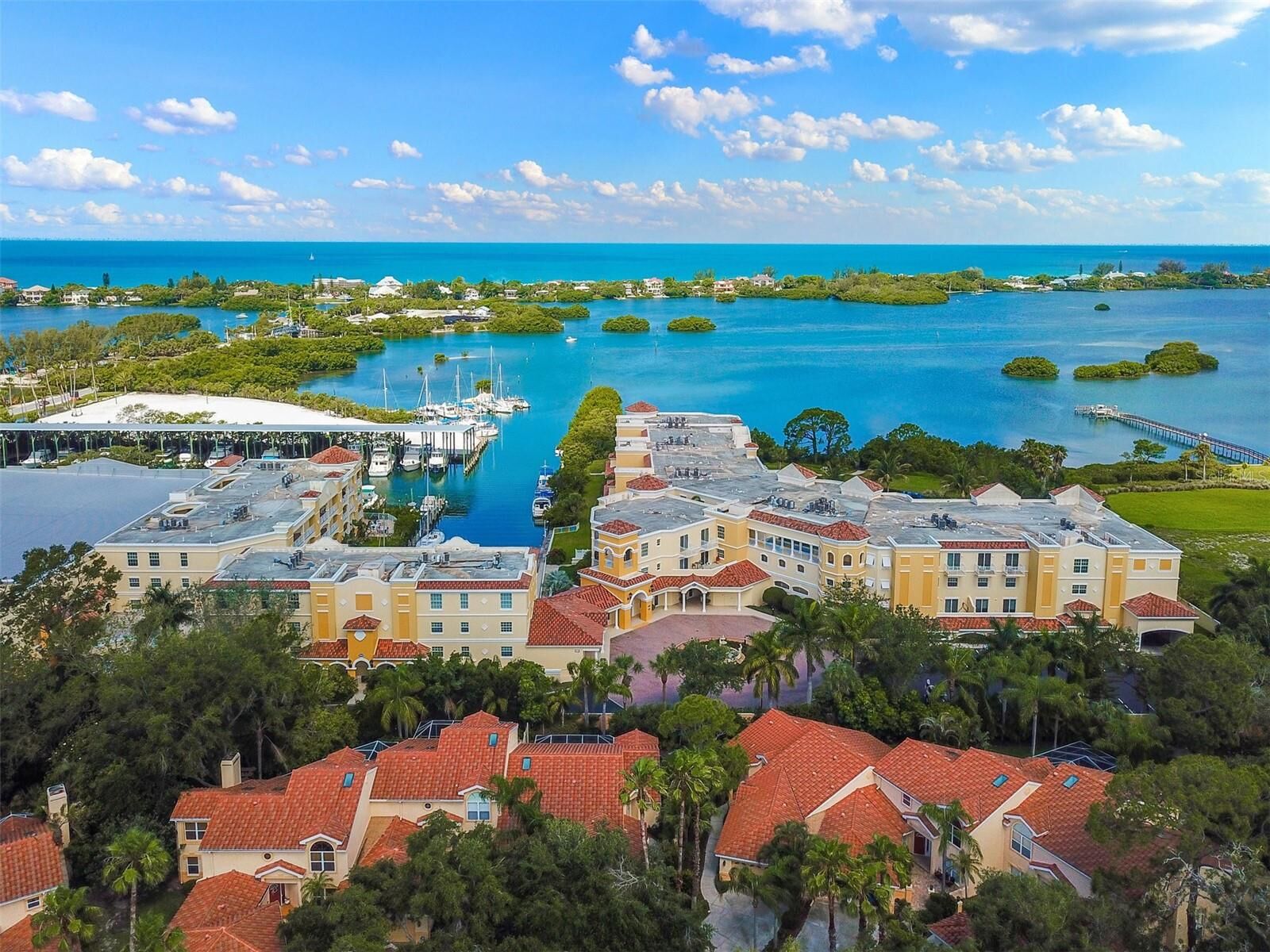 Property Photo:  14041 Bellagio Way 214  FL 34229 