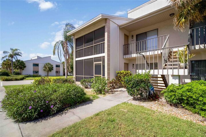 Property Photo: 5476 Swift Road 19 FL 34231
