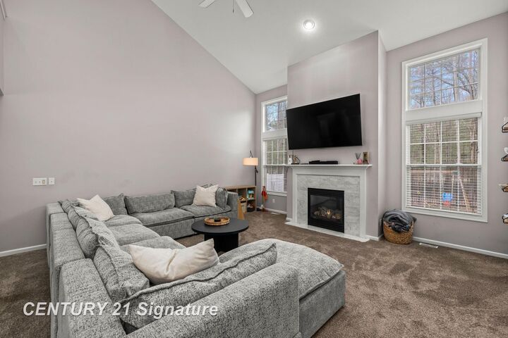 Property Photo:  3911 Aspen Way  MI 48642 