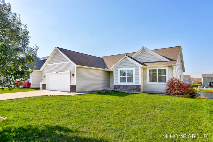 Property Photo:  11930 Maplegrove Drive  MI 49424 