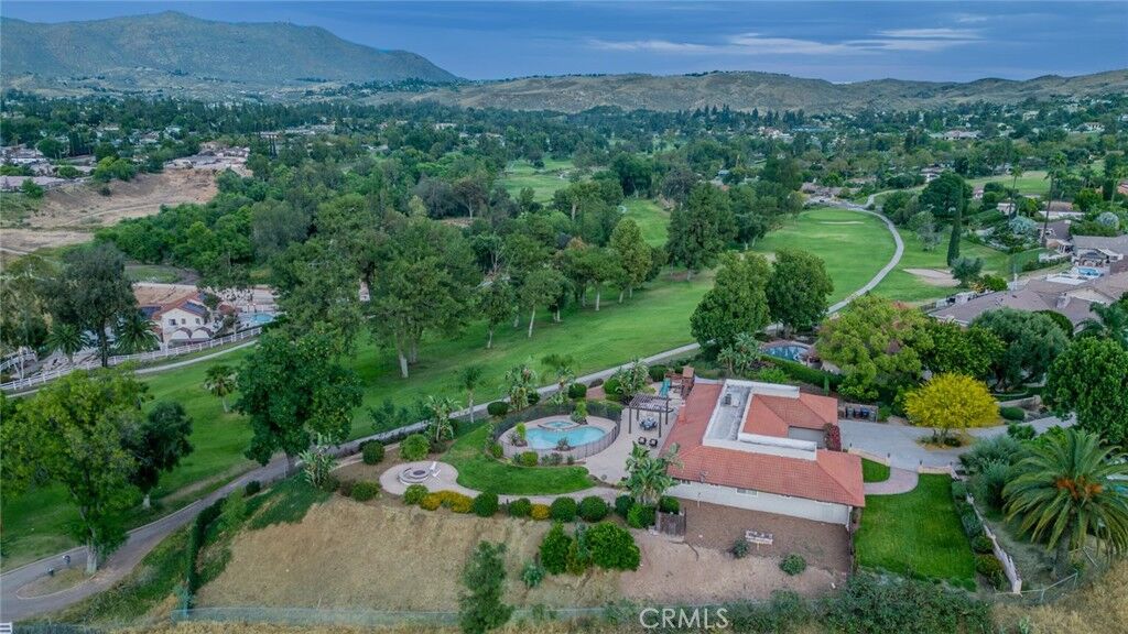 Property Photo: 5300 Via San Jacinto CA 92506
