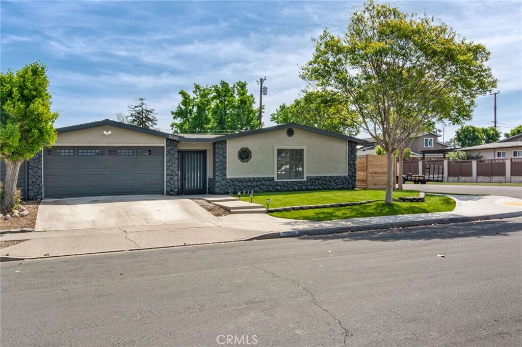 Property Photo:  3230 Oregon  CA 92626 