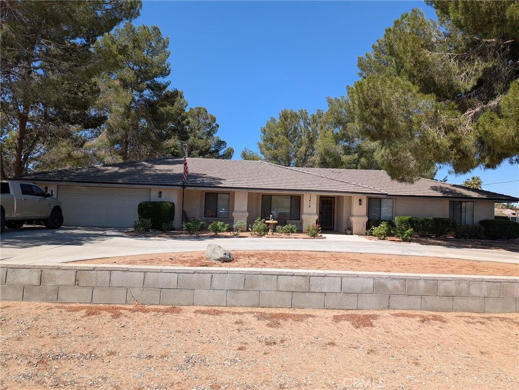 Property Photo:  13410 Quapaw Road  CA 92308 