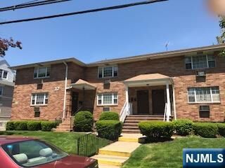 Property Photo:  32 E Quackenbush Avenue 3  NJ 07628 