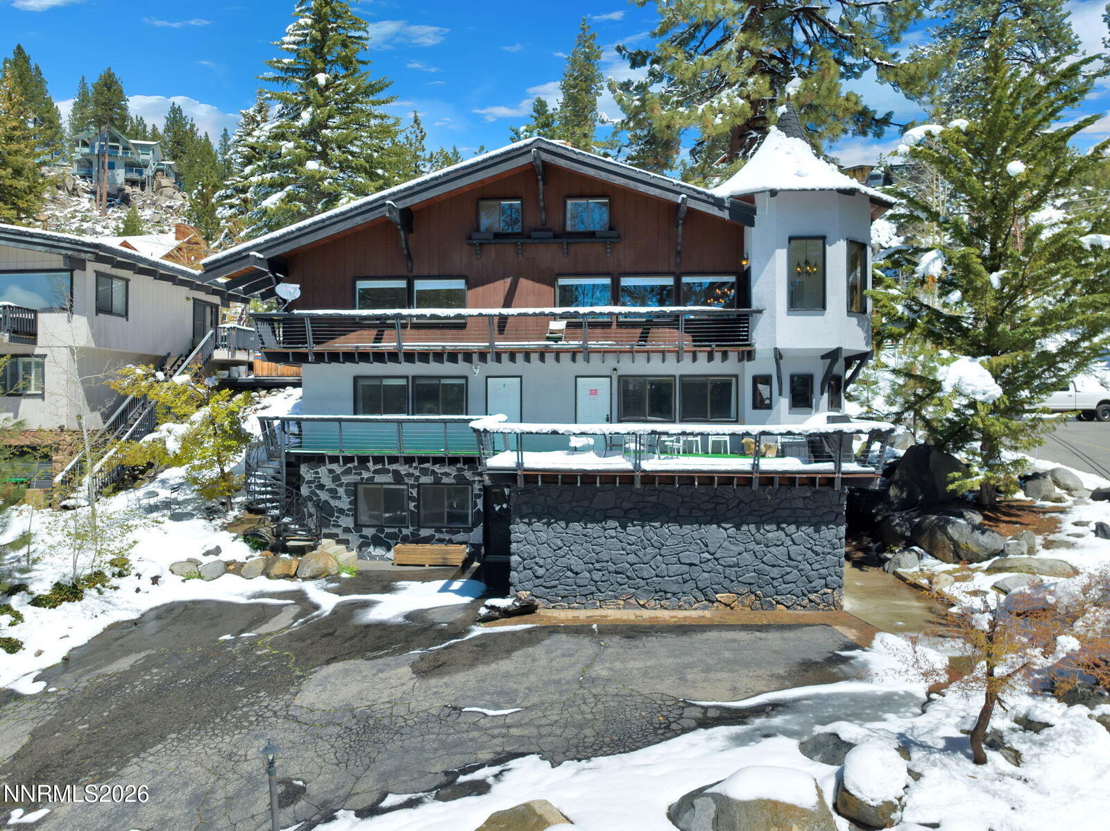 Property Photo:  611 Jerry Drive  NV 89448 