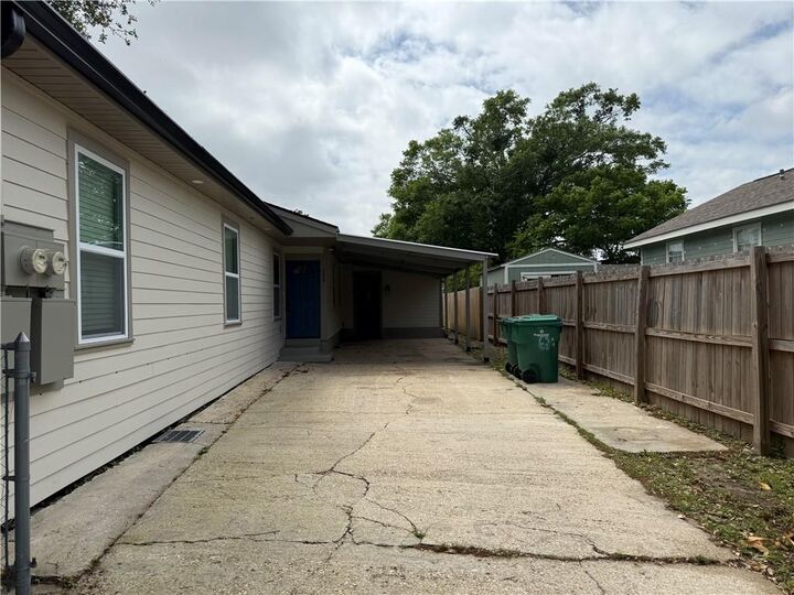 Property Photo:  626 Terrace Street  LA 70121 