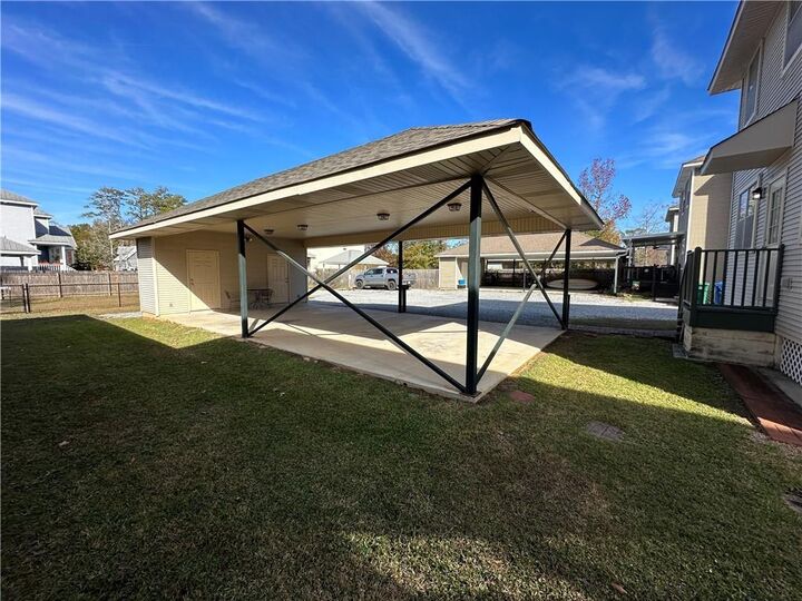 Property Photo:  804 Carroll Street  LA 70448 