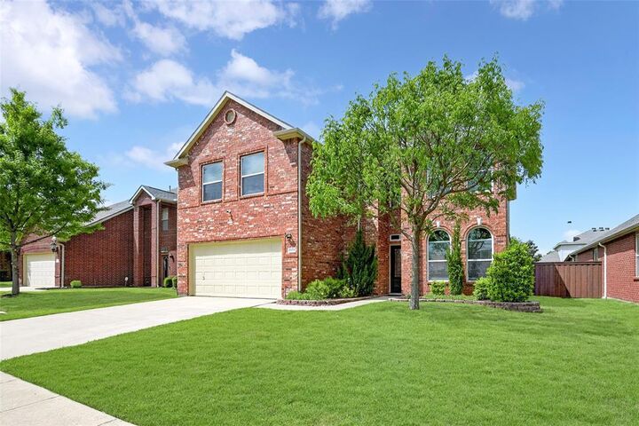 Property Photo: 2808 Scott Place TX 75072