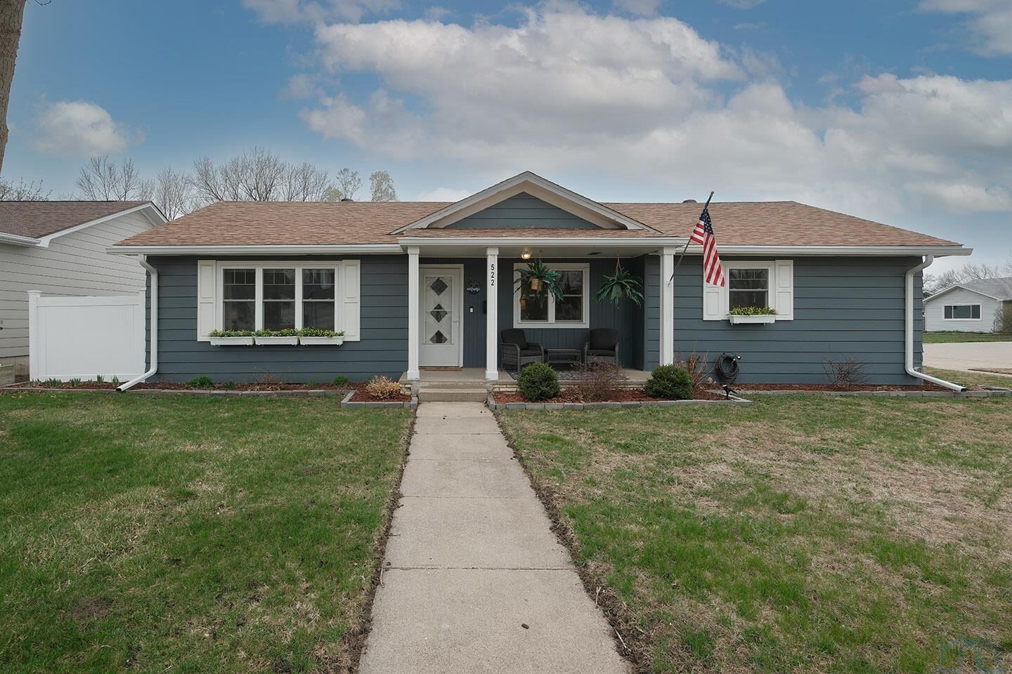 Property Photo:  522 Delaware Ave NW  IA 51041 