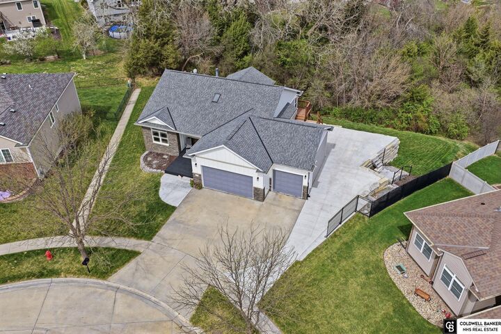 Property Photo:  1757 NW Flader Court  NE 68528 