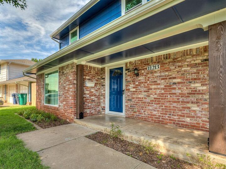 Property Photo:  11213 N Villa Avenue  OK 73120 