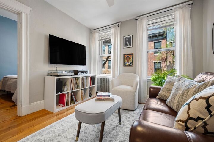 Property Photo:  76 Phillips Street 3  MA 02114 