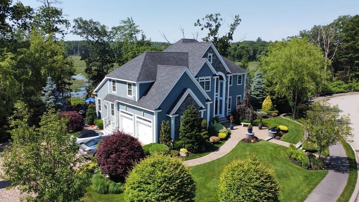 Property Photo: 10 Woodbury Ln MA 01949