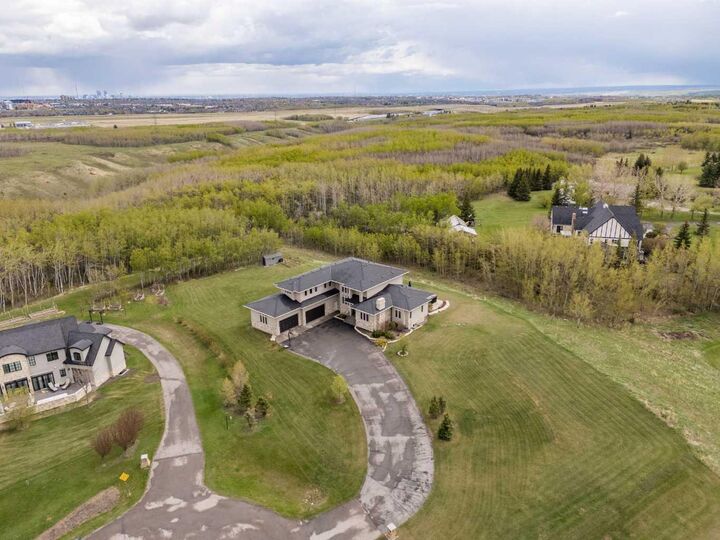Property Photo: 11 McKendrick Point AB T3H 3Z5