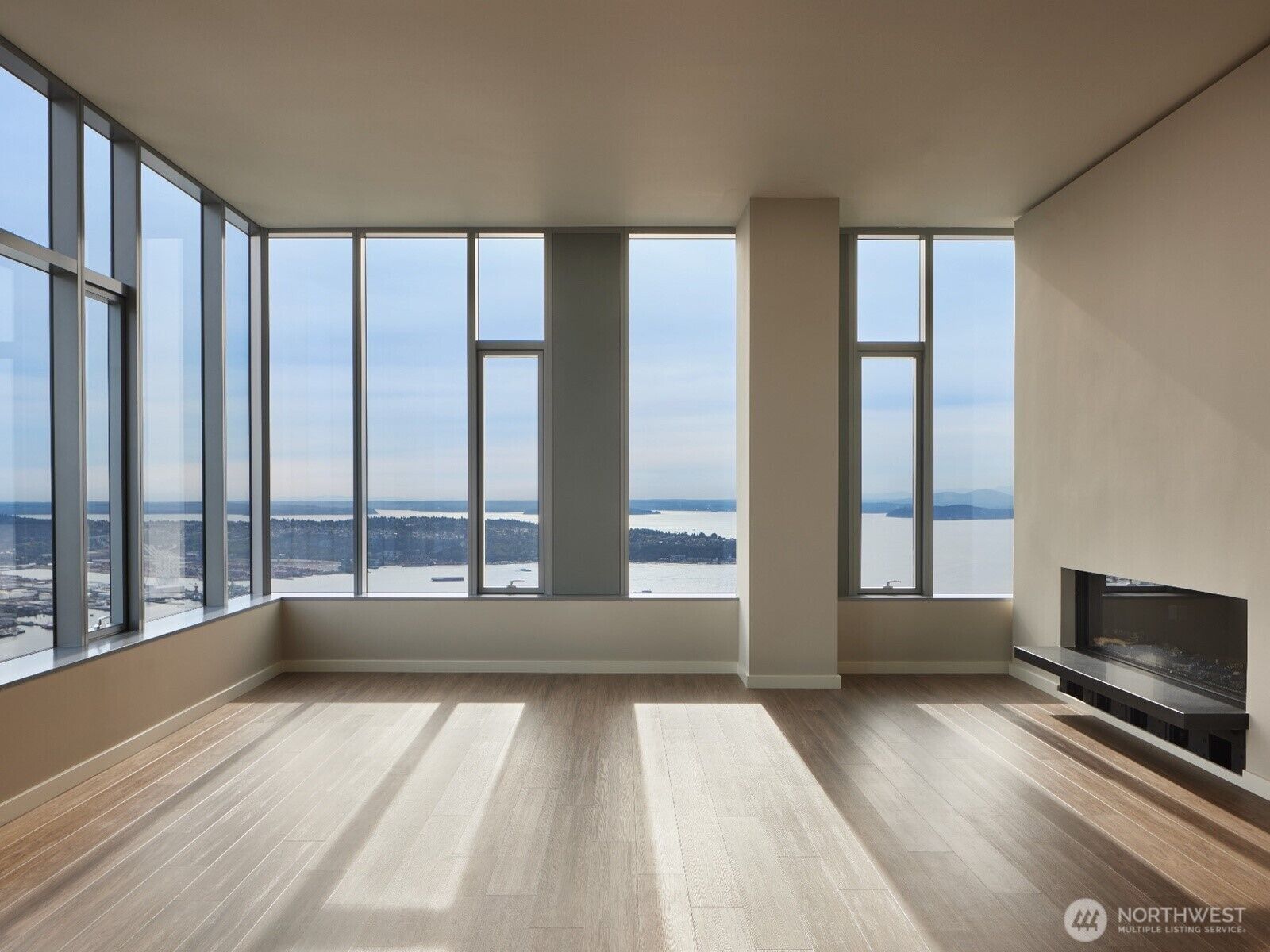 Property Photo:  1340  4th Avenue 5804  WA 98101 