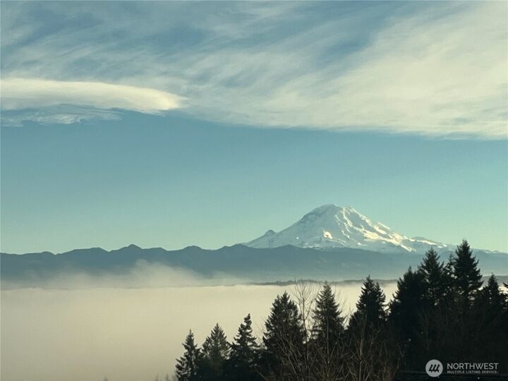 Property Photo:  1104  V Street NW  WA 98001 