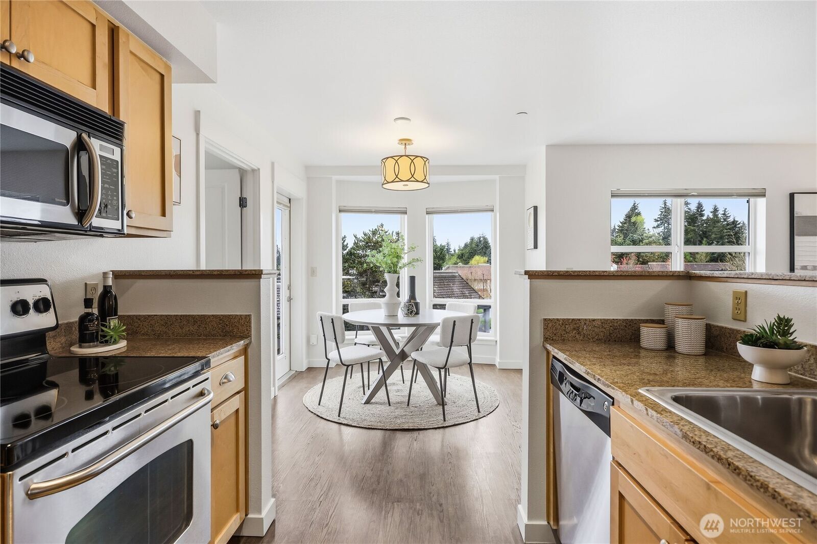Property Photo:  300  High School Road NE 300  WA 98110 