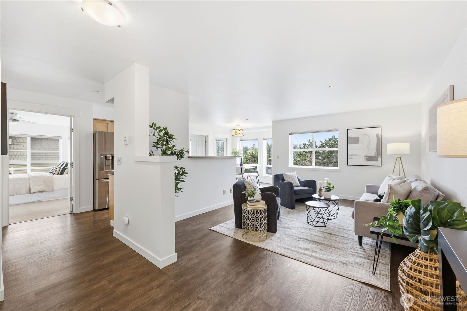 Property Photo:  300  High School Road NE 300  WA 98110 