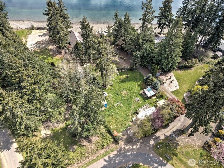 Property Photo:  721 E Stretch Island Road S  WA 98546 