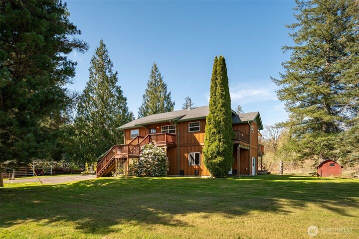 Property Photo:  38002 SE 85th Street  WA 98065 