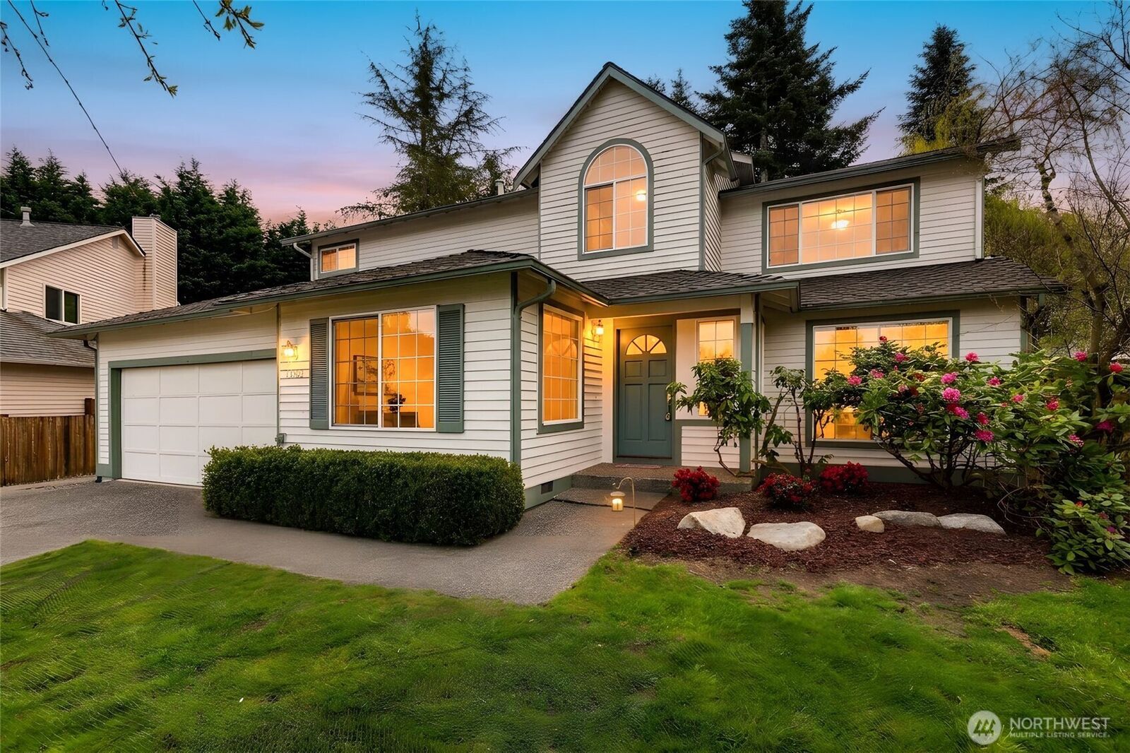 98059 House for sale in Renton: 2064 Hoquiam Court NE, Renton, WA 98059
