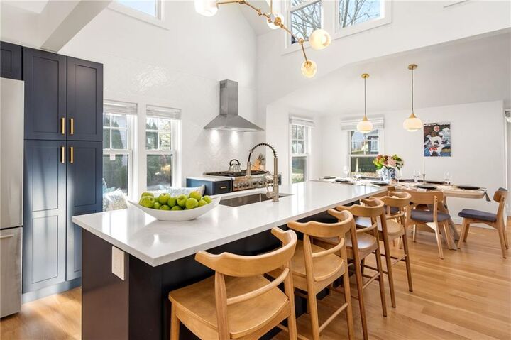 Property Photo:  14 Robsinson Street  RI 02882 