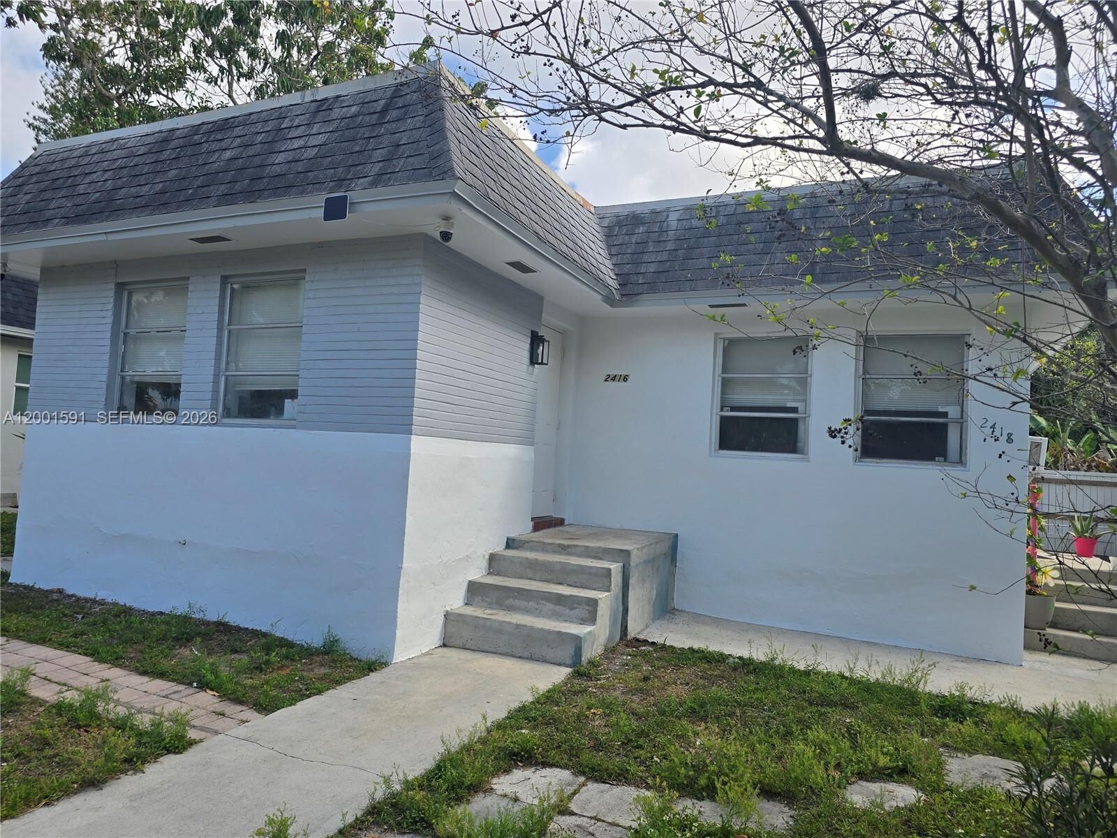 Property Photo:  2418 Sherman St 1  FL 33020 