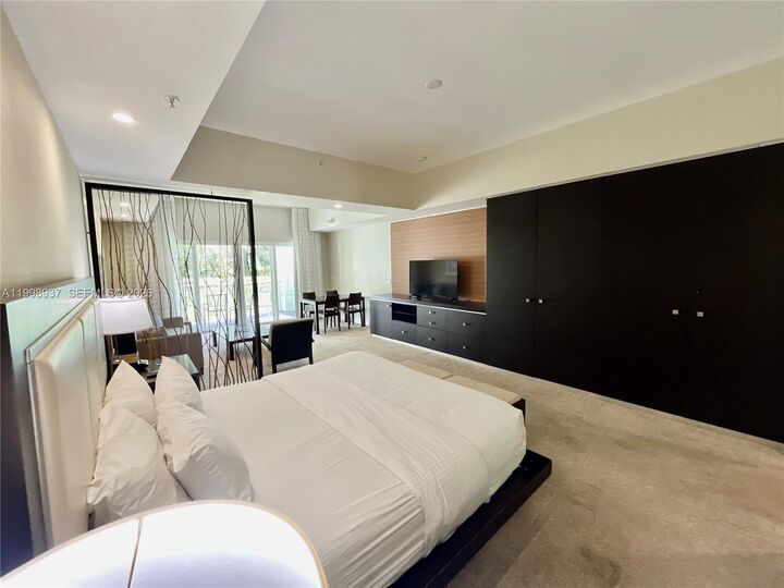 Property Photo:  5300 NW 87th Ave 1507  FL 33178 