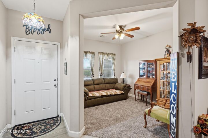 Property Photo: 301 W Vista Monte Drive AZ 85641