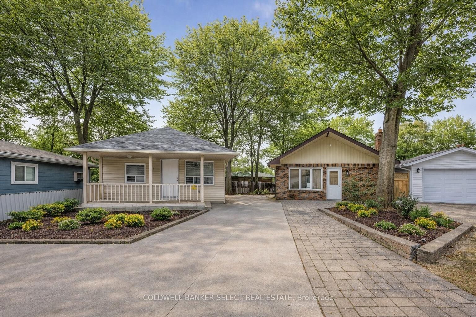 Property Photo:  77 &Amp 79 Baker Street  ON L9Z 2G7 