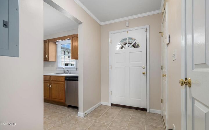 Property Photo:  716 King Springs Road Apt 1  TN 37601 