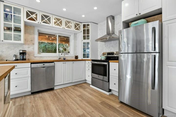 Property Photo: 276 Winter Harbour Rd BC V0N 3L0