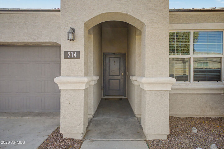 Property Photo: 214 N 190th Drive AZ 85326