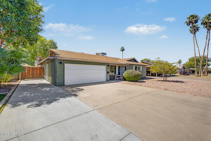 Property Photo:  2053 E Minton Drive  AZ 85282 