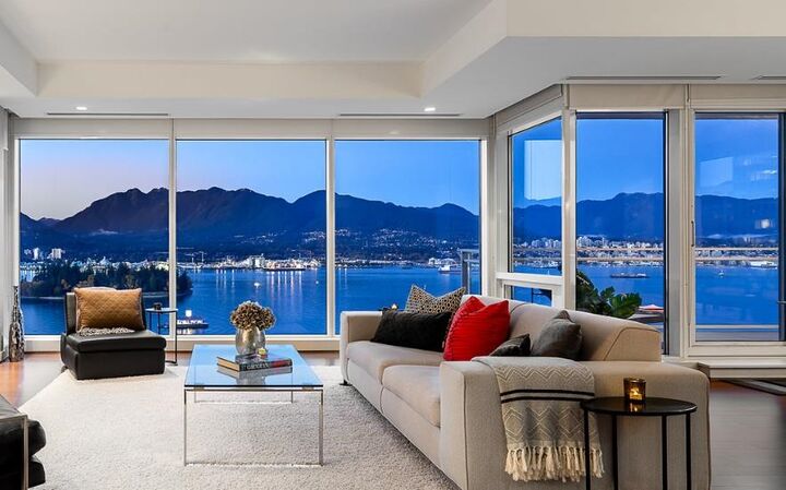 Property Photo: 1139 W Cordova Street 2202 BC V6C 0A2