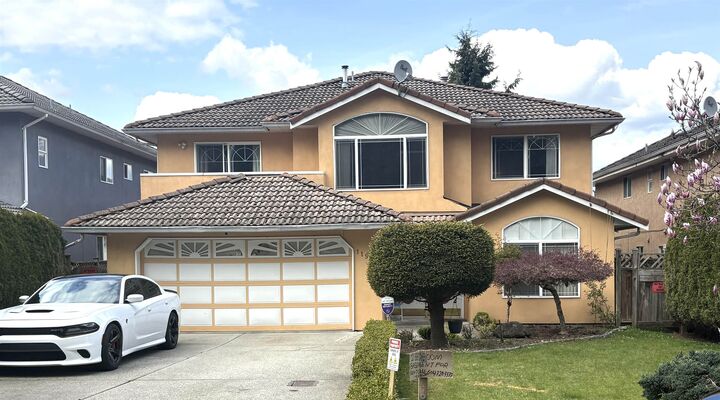 11903 98 Avenue — photo 1