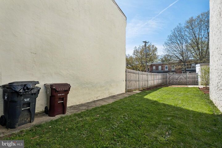 Property Photo:  837 N Madison Street  DE 19801 