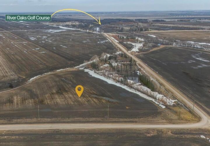 Property Photo:  1 Brady Road  MB R5A 1E6 